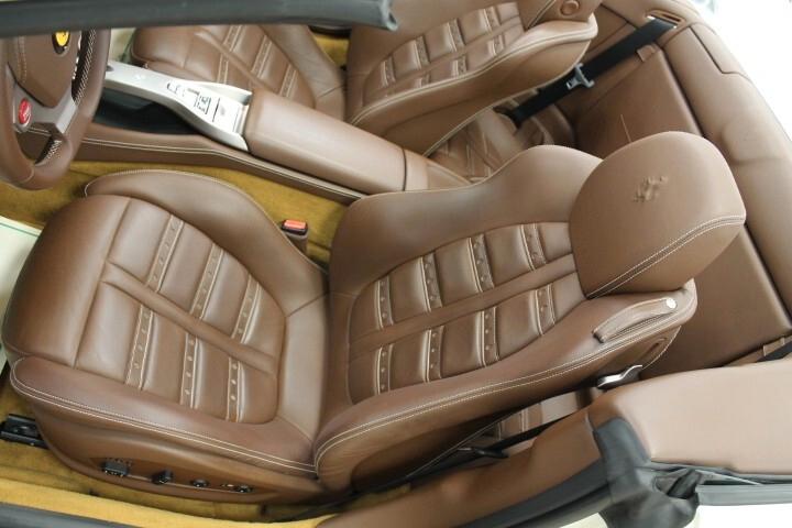 Ferrari California DCT PERMUTE AUTO MOTO E GOMMONI!!!