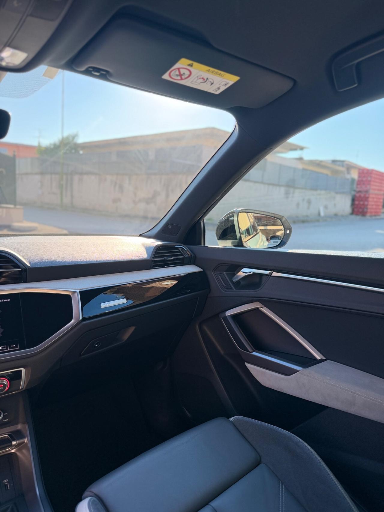 Audi Q3 35 TDI S tronic line edition