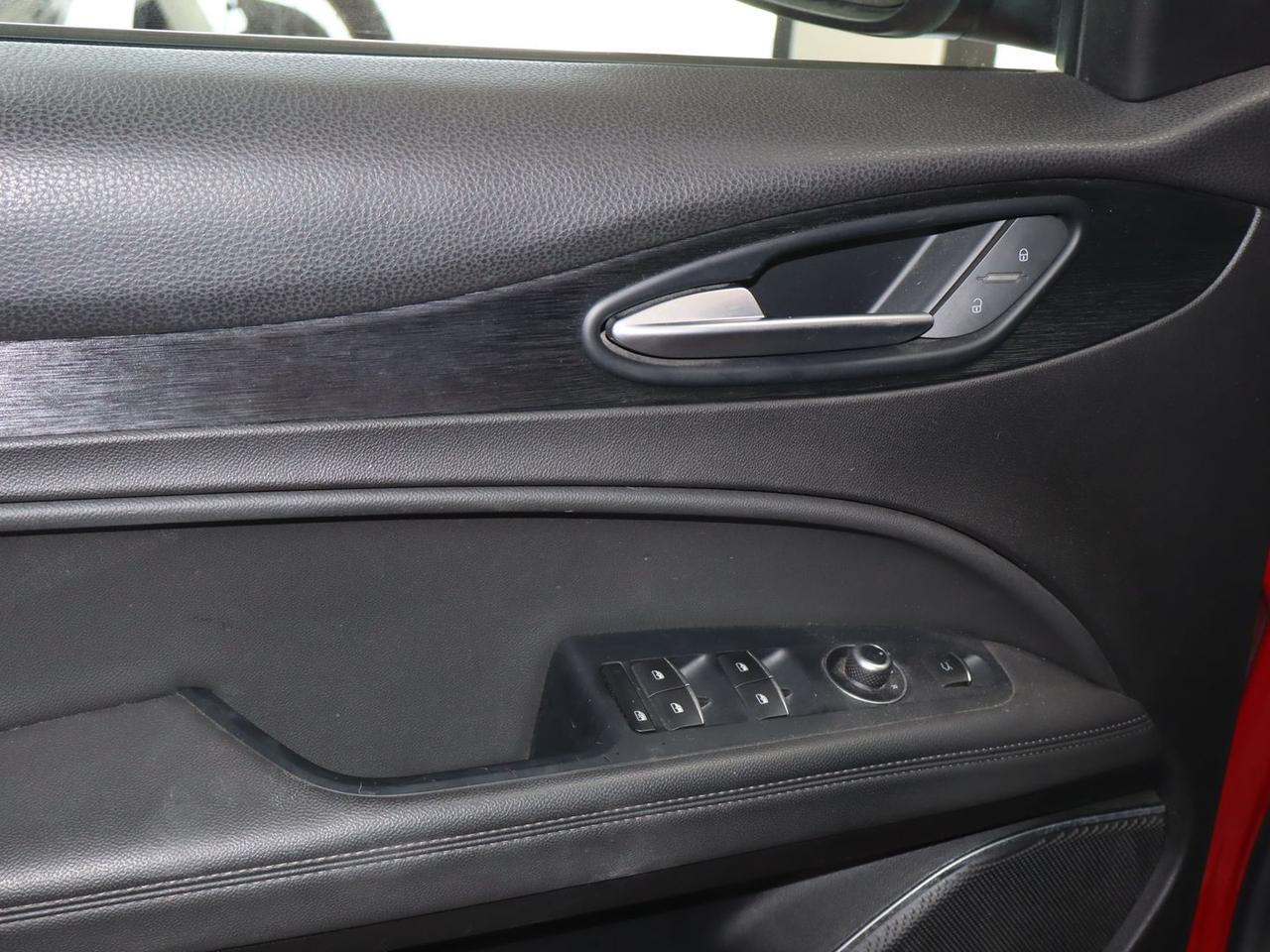 Alfa Romeo Stelvio Executive 2.2 #11355