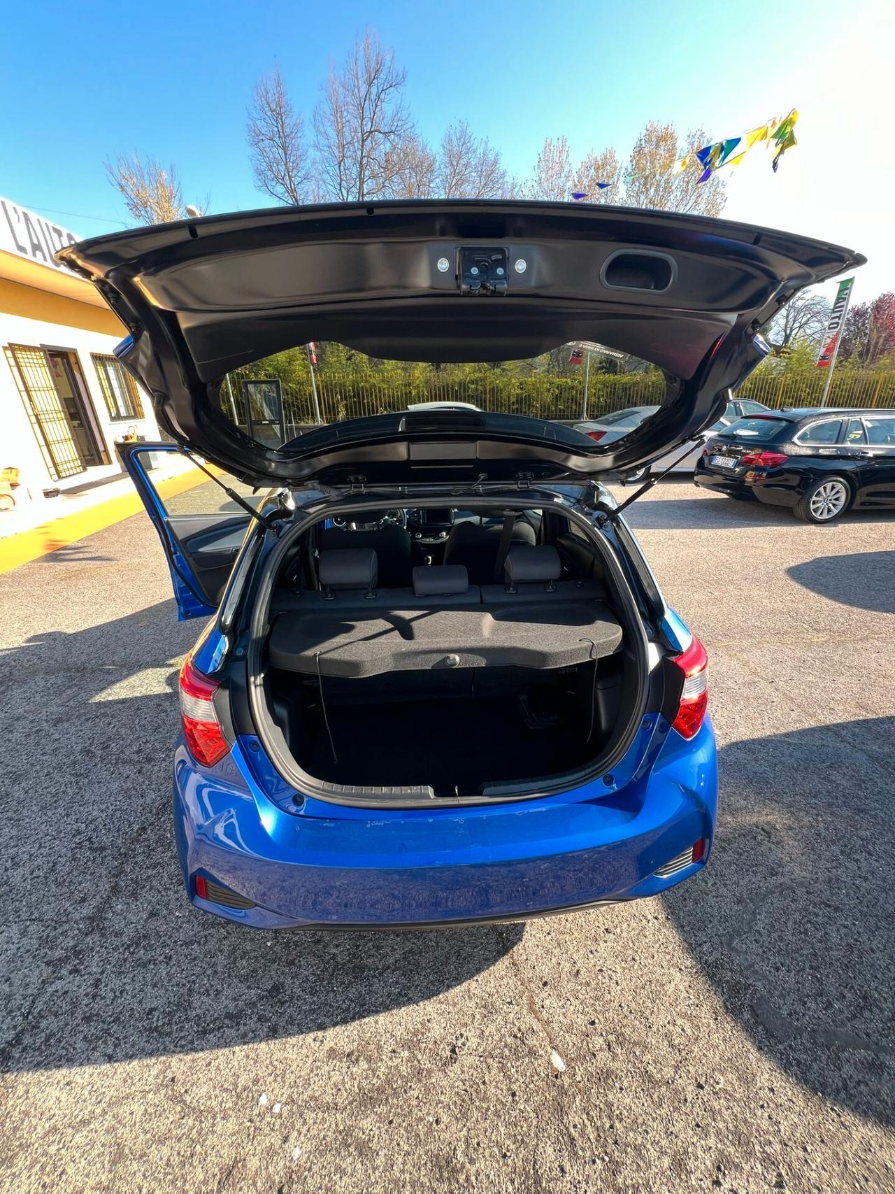 Toyota Yaris HYBRID