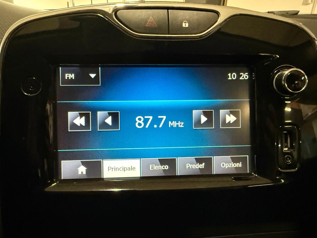 Renault Clio 1.2 75CV 5 porte Costume National