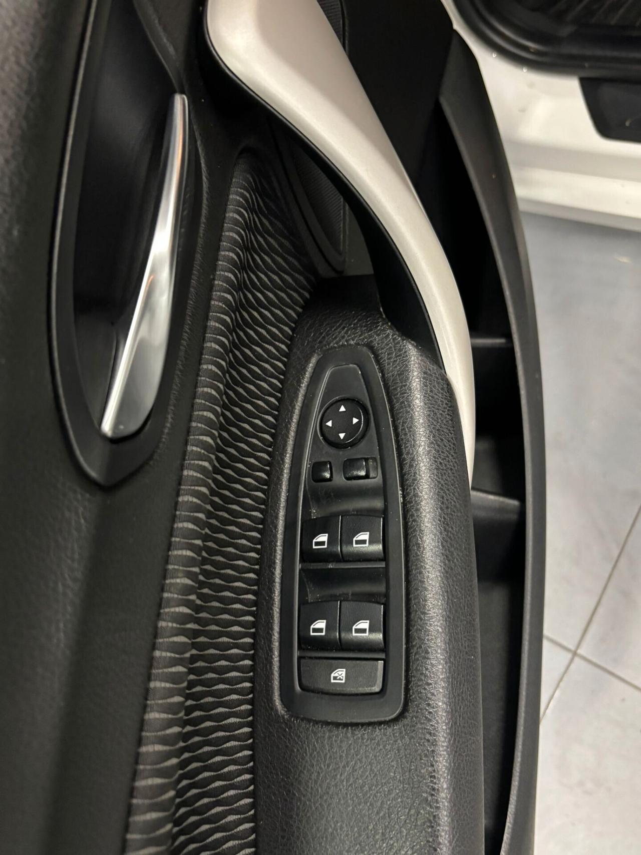 Bmw 118 118d 5p. Msport