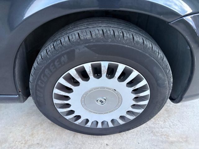 LANCIA Phedra EBNZINA/GPL FINO 09/33 AUTOMATICA 8 POSTI Emblema