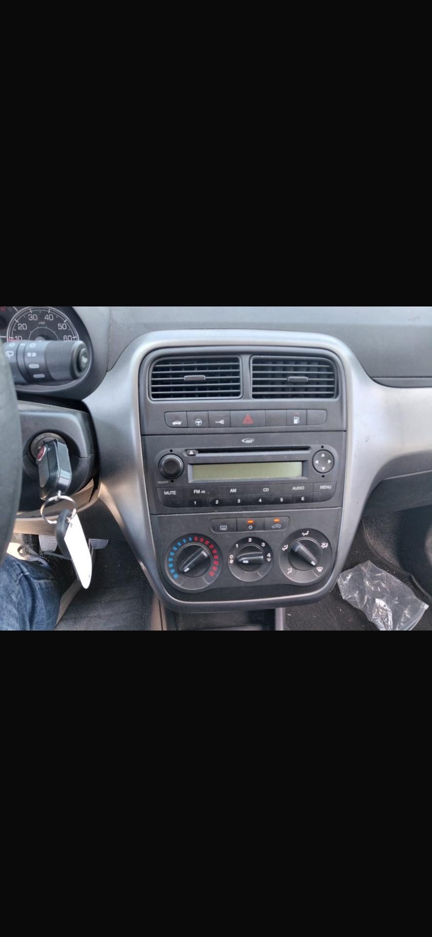 Fiat Punto 1.4 8V 5 porte Easypower Easy