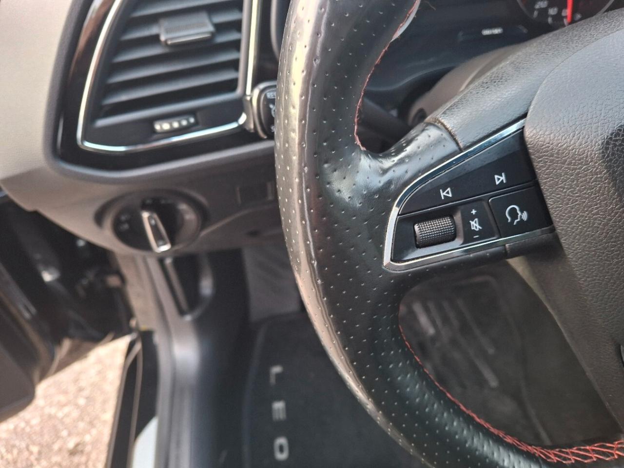 Seat Leon 1.5 TGI 5p. FR