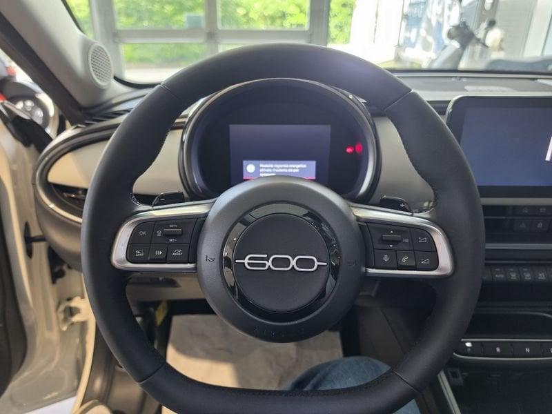 FIAT 600 1.2 Hybrid 100cv La Prima