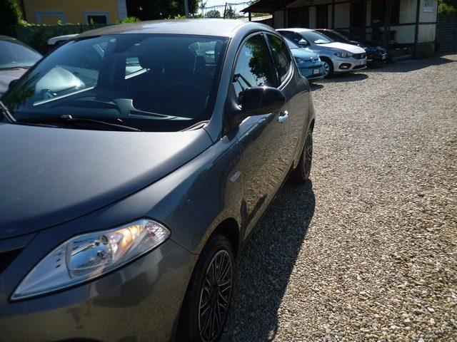 LANCIA Ypsilon 1.2 69 CV 5 porte S&S Gold