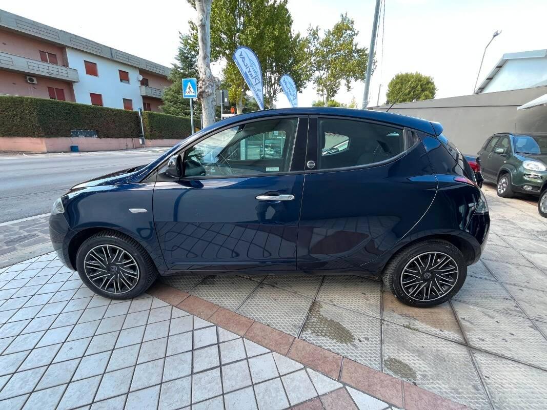 Lancia Ypsilon 1.2 Gold ecochic Gpl 69cv my19