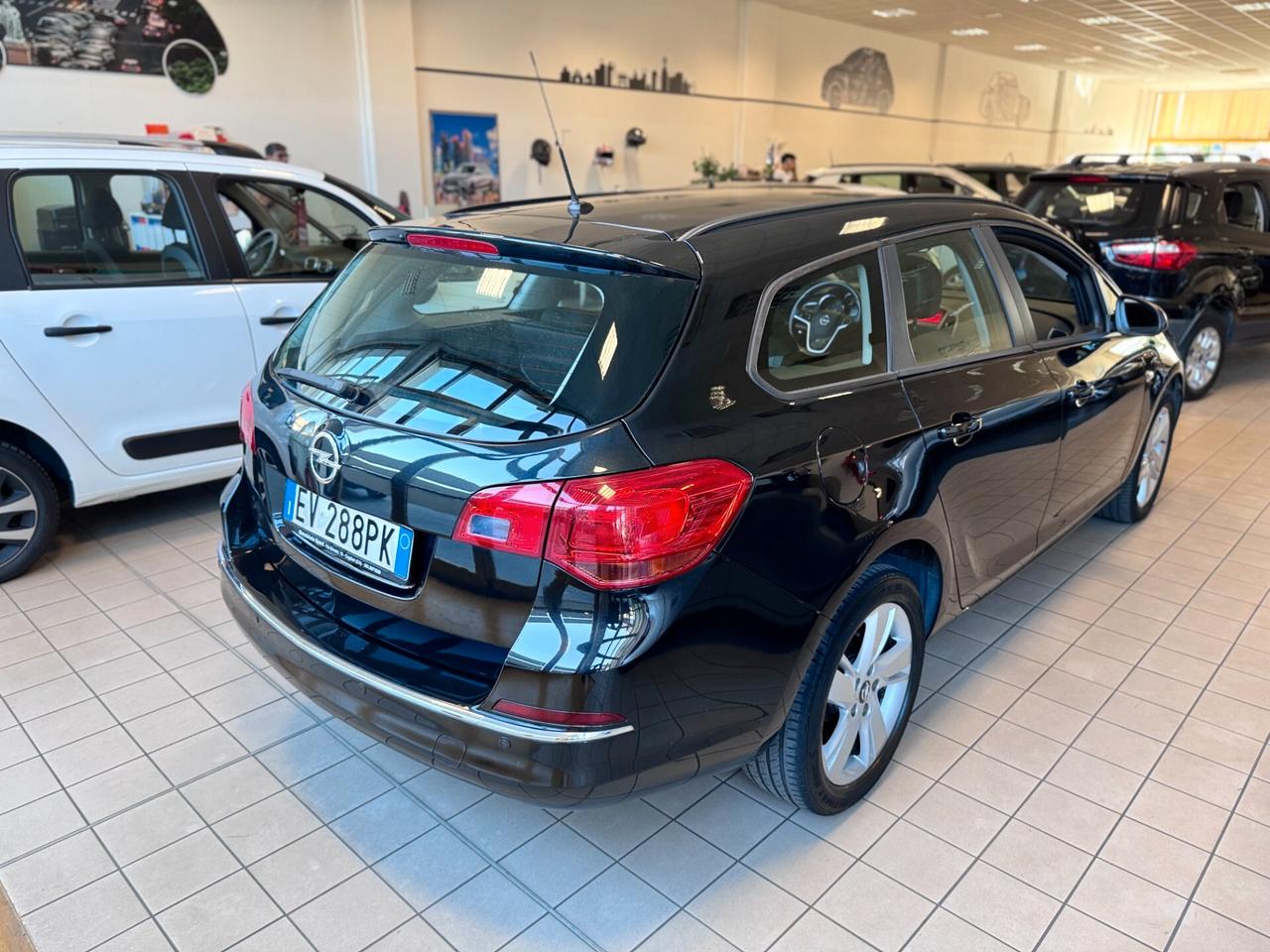 Opel Astra 1.7 CDTI 110CV Sports Tourer Cosmo