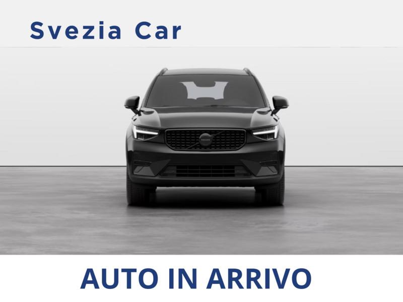 Volvo XC40 B3 automatico Plus Black Edition