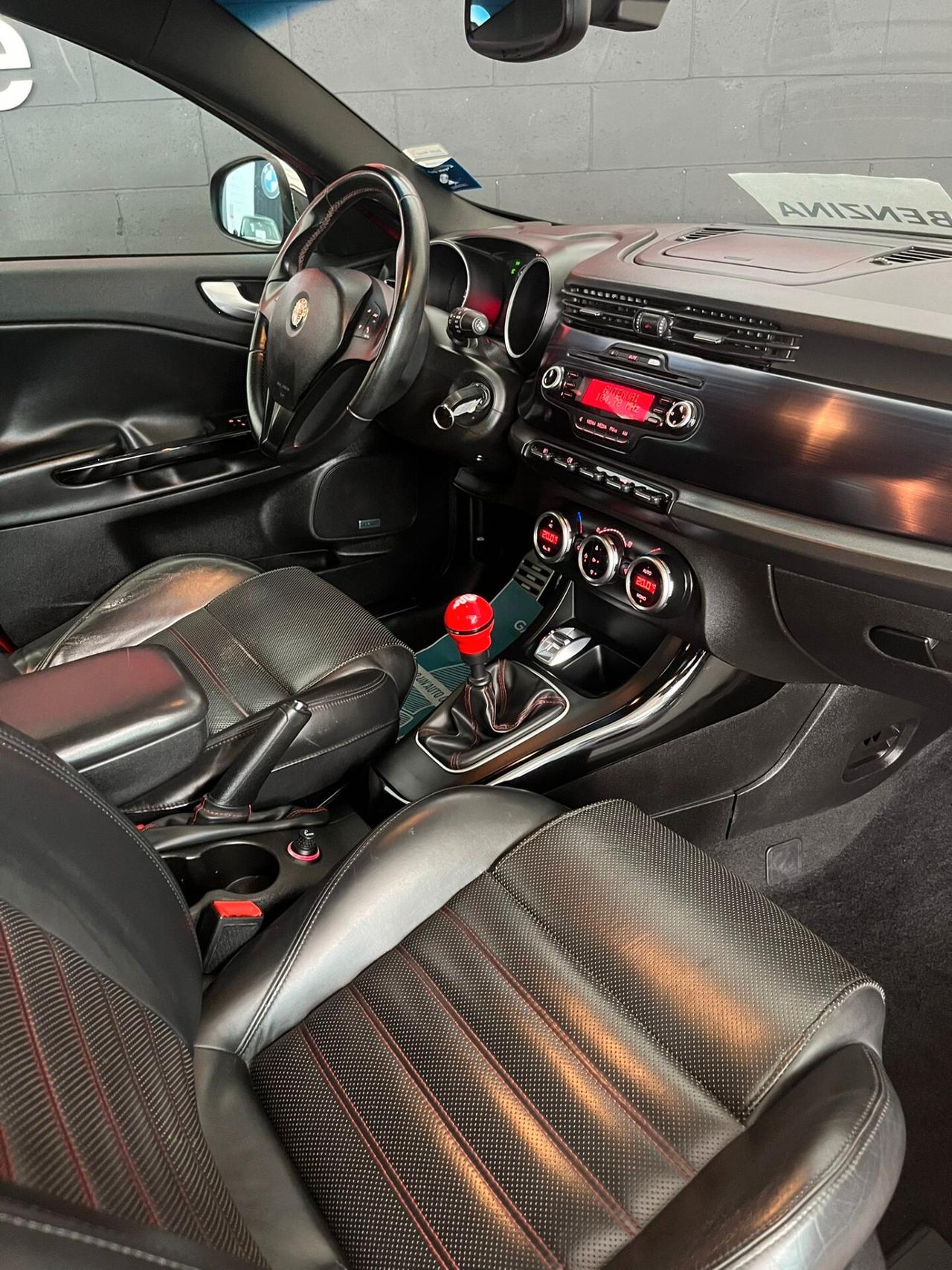 Alfa Romeo Giulietta 1750 TBi Quadrifoglio Verde