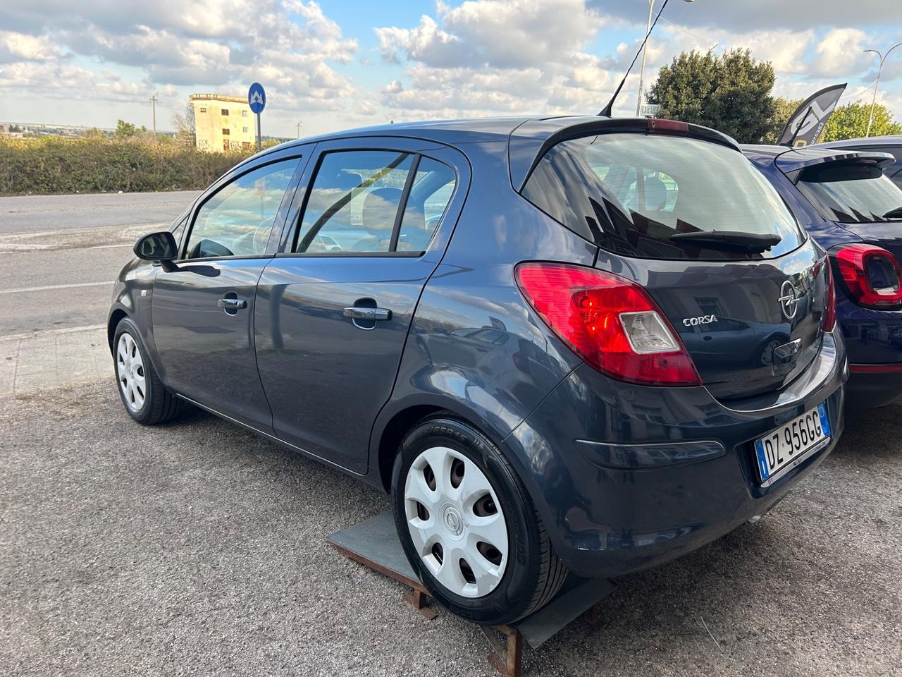 Opel Corsa 1.2 80CV 5 porte GPL-TECH Enjoy