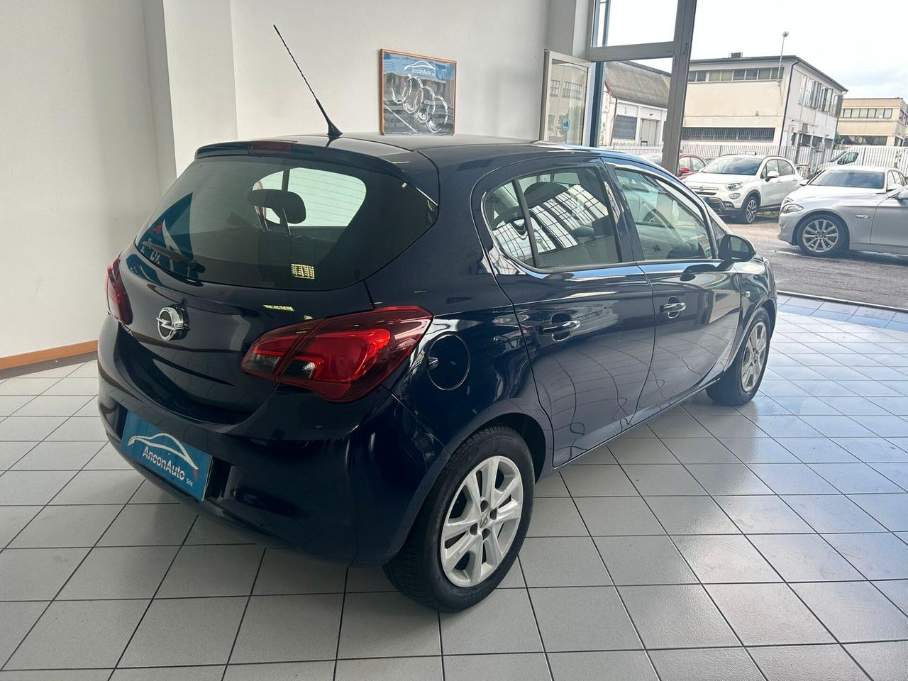 Opel Corsa 1.2B PER NEOPATENTATI 2015