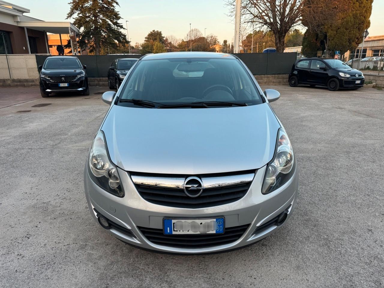Opel Corsa 1.2 5 porte Cosmo