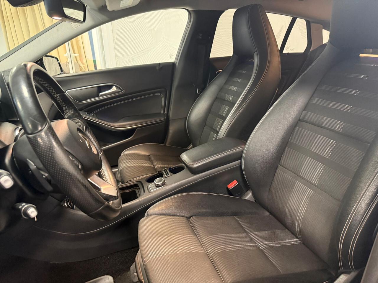 Mercedes-benz CLA 200 d S.W. Automatic Premium