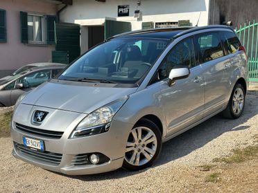 Peugeot 5008 1.6 HDi 115CV ALURE 7 POSTI TETTO KMCERT GARANZ