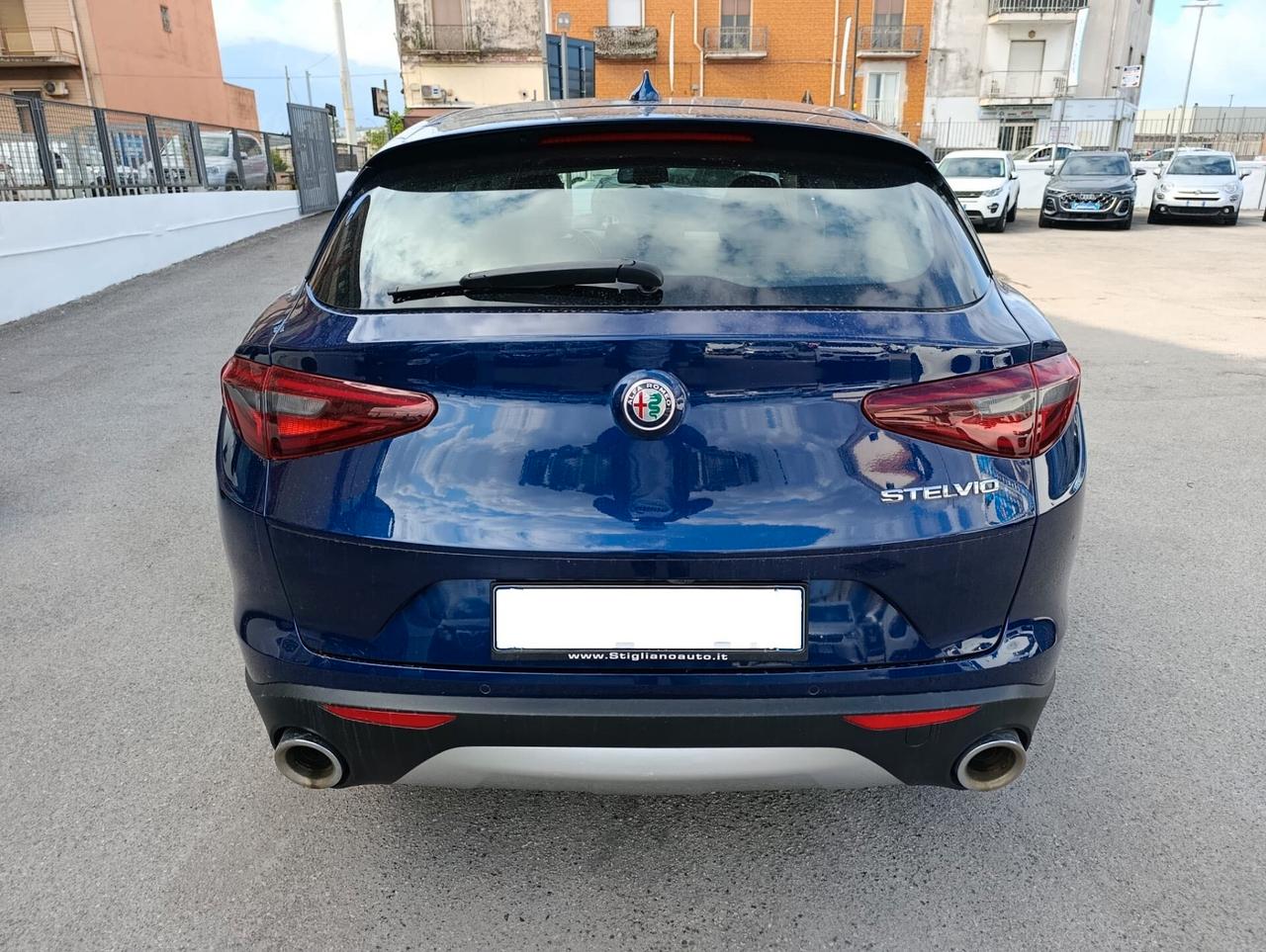 Alfa Romeo Stelvio 2.2 Turbodiesel 190 CV AT8 RWD Business