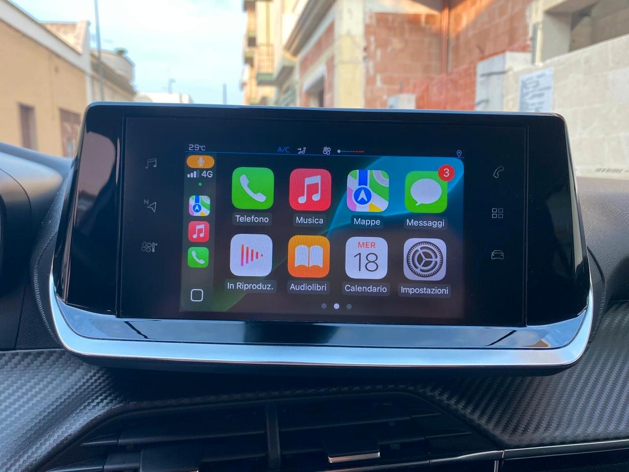 PEUGEOT 2008 1.5 100CV CRUISE CARPLAY OK NEOPATENTATI ANNO 2021