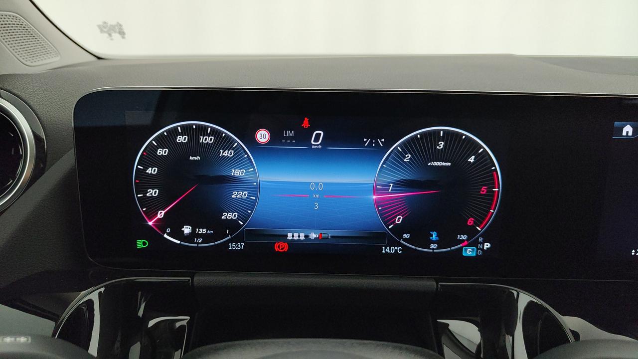 Mercedes-Benz GLA 200 d automatic