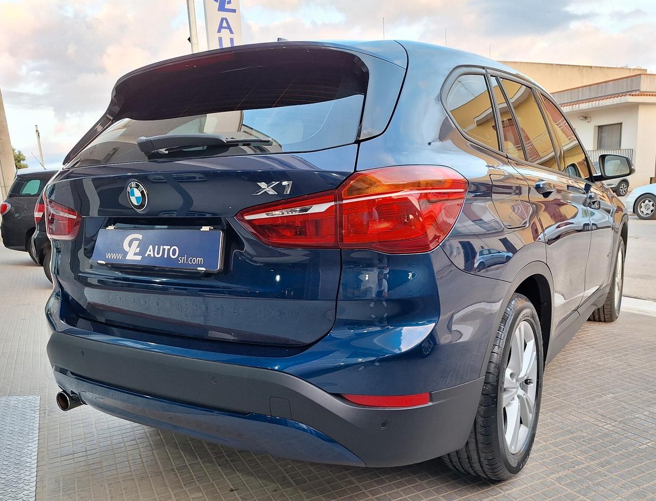 Bmw X1 sDrive18d 150CV Business PERMUTO