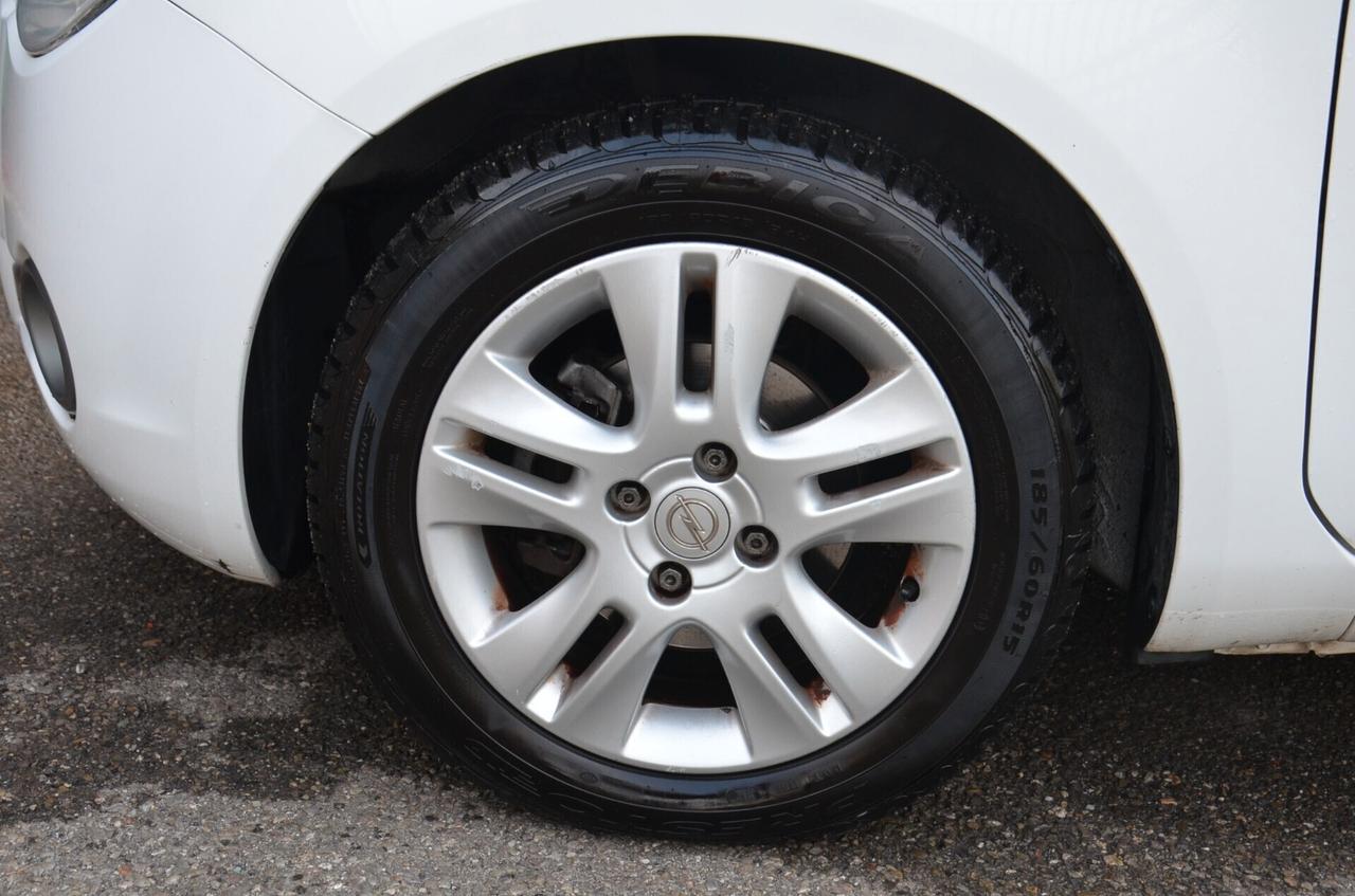 Opel Agila 1.2 16V 94CV Enjoy