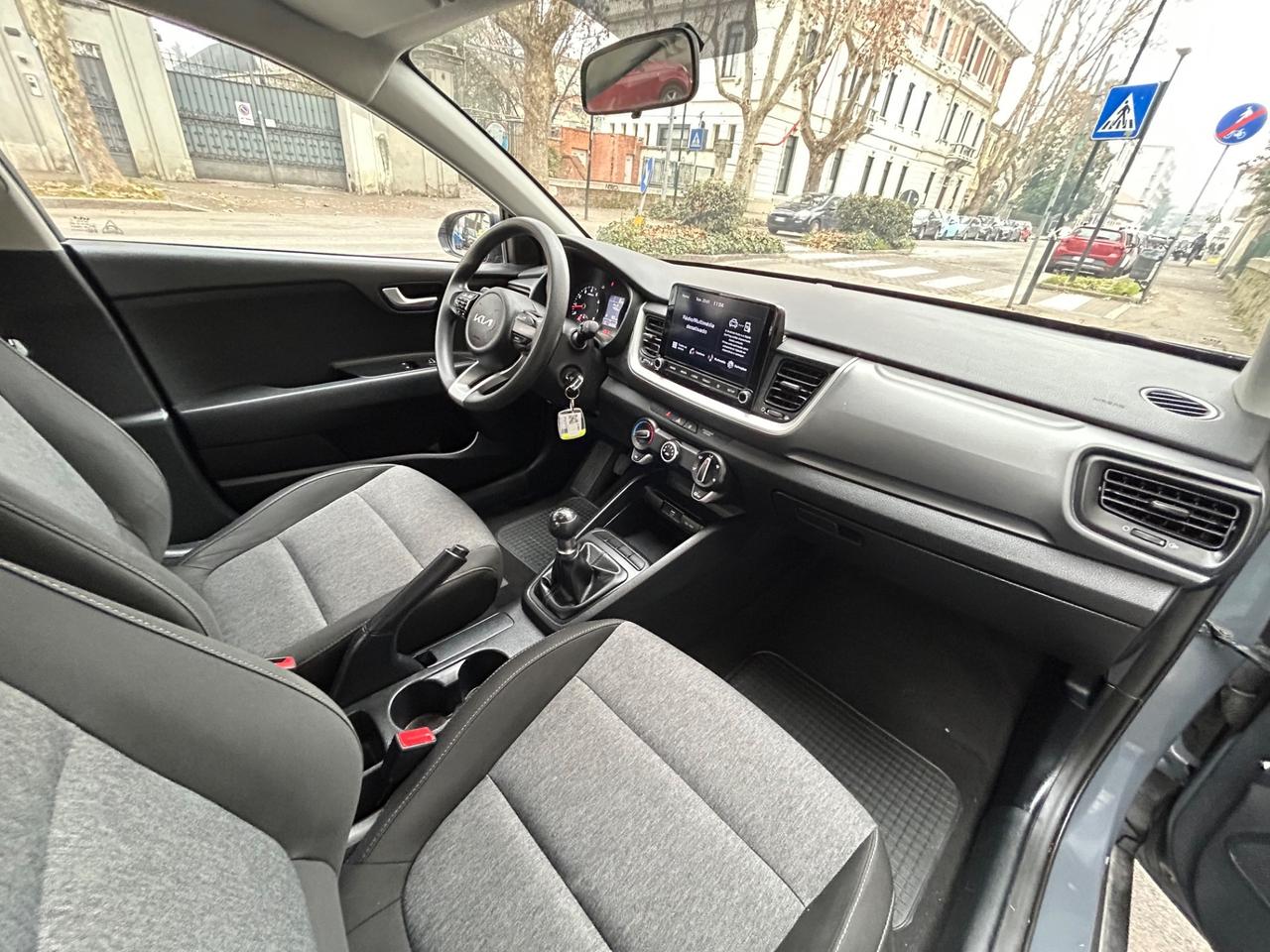 Kia Stonic 1.2 DPI Urban 84cv *NEOPATENTATI*