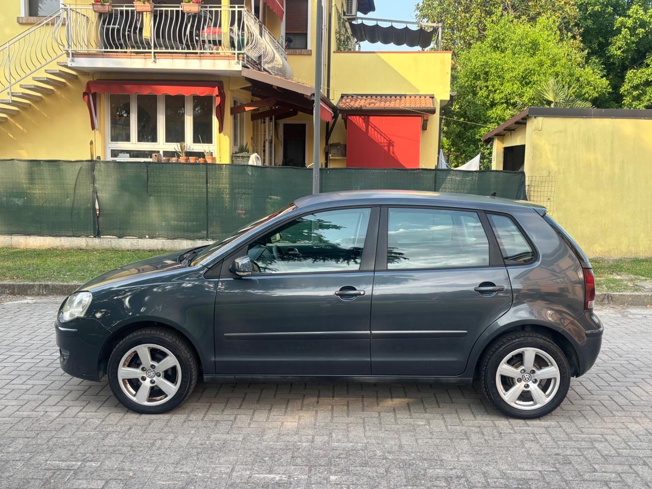 Volkswagen Polo 1.2 5p. Trendline