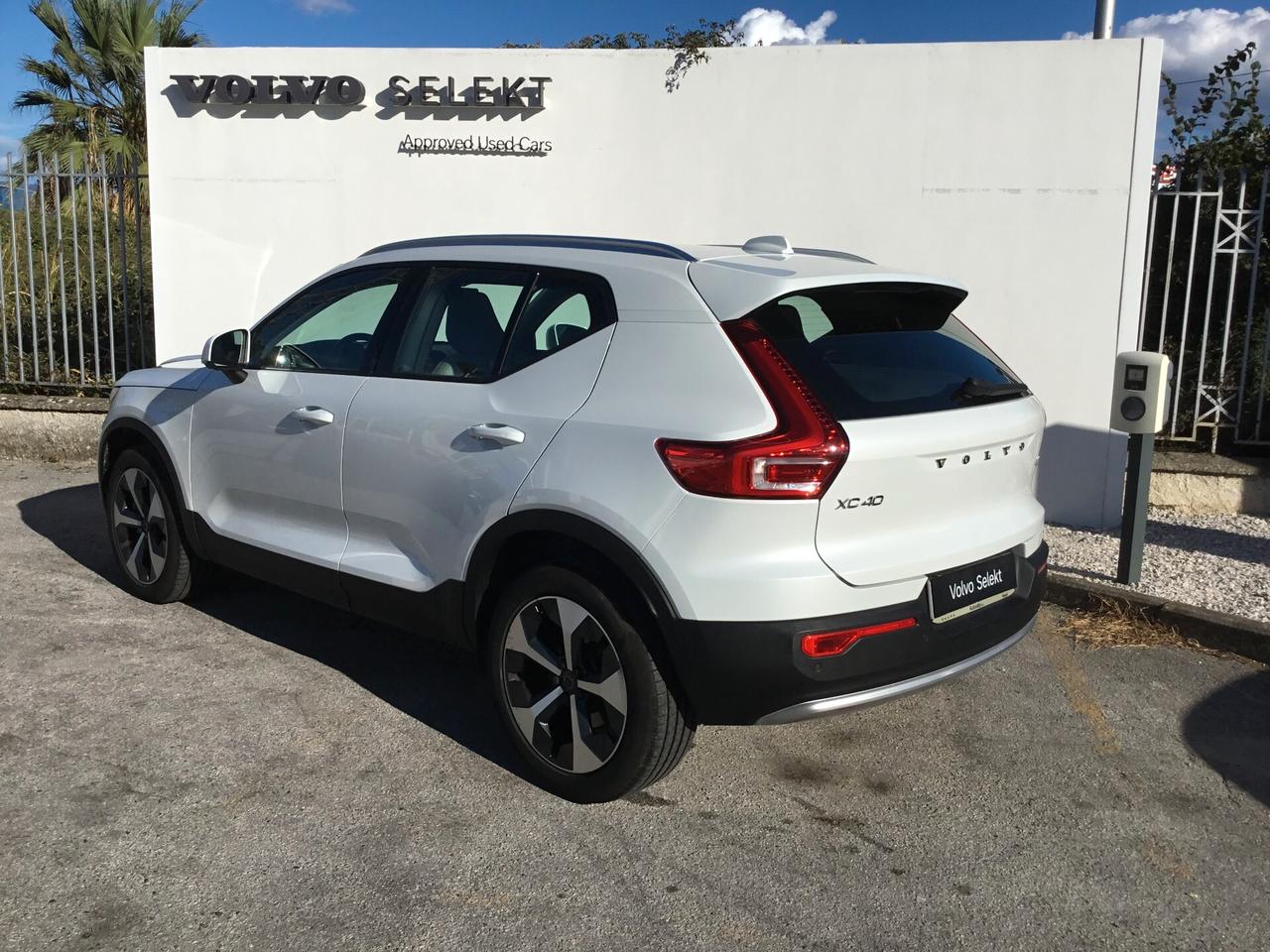 Volvo XC40 B3 automatico Core