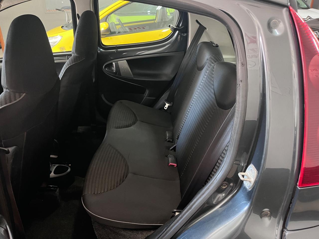 Peugeot 107 1.0 68CV 5p optional 2012