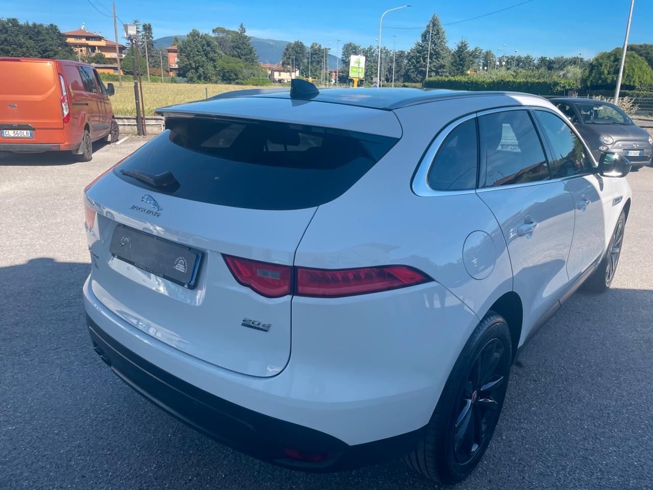 Jaguar F-Pace 2.0 D 180 CV AWD aut. Prestige Motore Nuovo km 50000