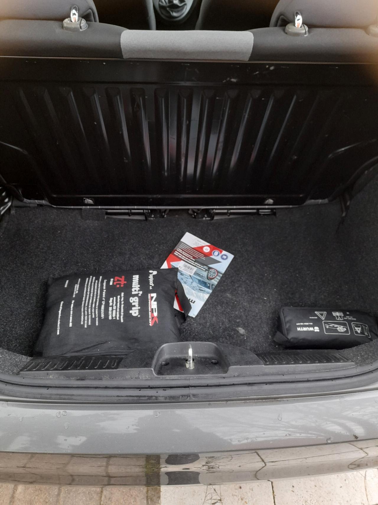 Fiat 500 1.0 Hybrid Lounge Neopatentati