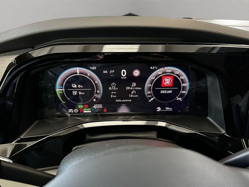 Volkswagen Multivan Multivan 1.5 PHEV DSG 4Motion Edition