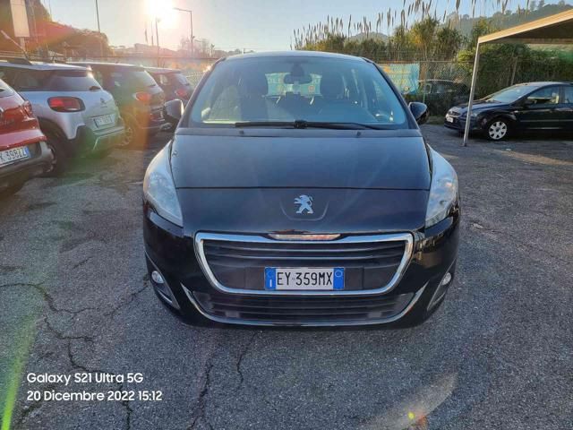 PEUGEOT 5008 1.6 HDi 115CV Active