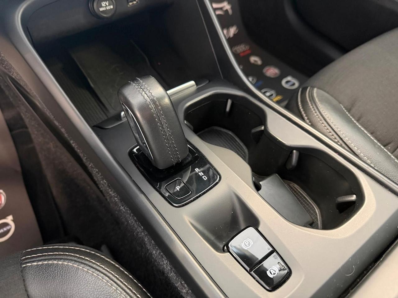 VOLVO XC40 GEARTRONIC AWD D3 2.0 150CV PELLE NAVI ANNO 2019