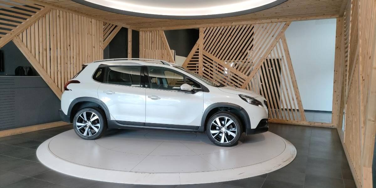 Peugeot 2008 1.6 bluehdi Allure s&s 120cv my16