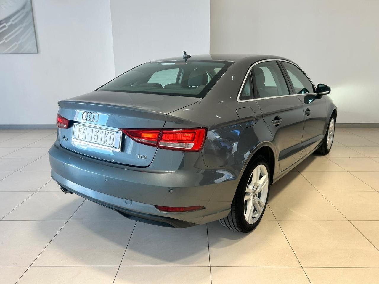 Audi A3 Sedan 1.6 TDI 116 CV S tronic
