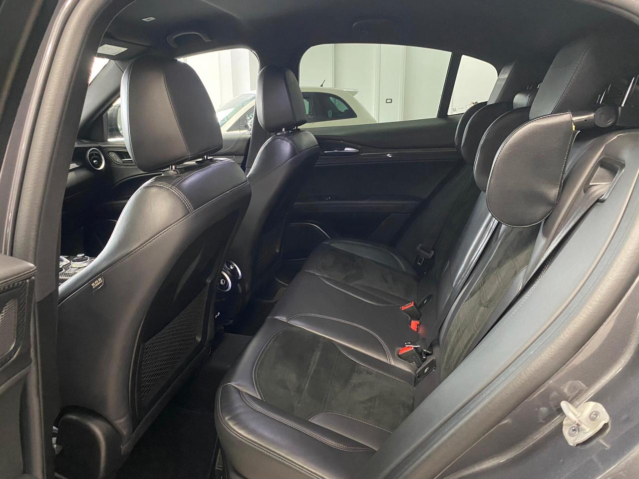 Alfa Romeo Stelvio 2.2 Turbodiesel 210 CV AT8 Q4 Veloce Tì