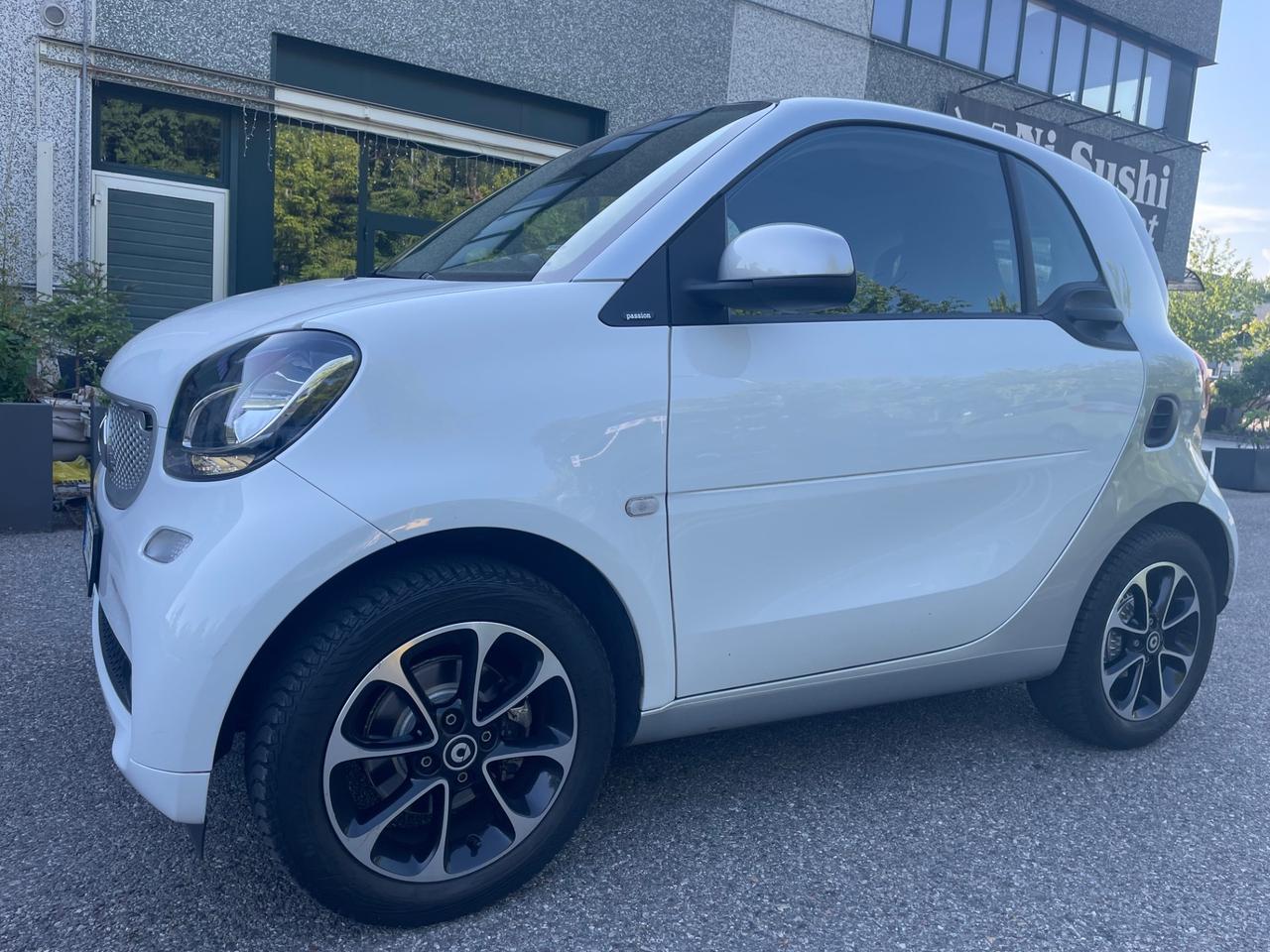 Smart ForTwo 90 0.9 Turbo *Automatik*Neopatentati*Solo 30000*