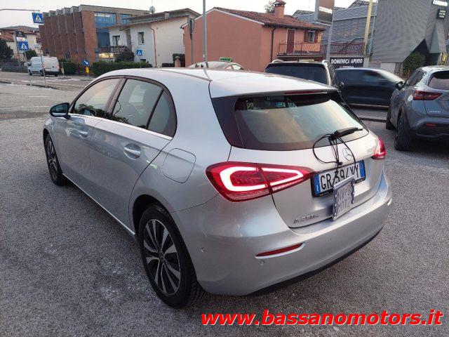 MERCEDES-BENZ A 250 e hybrid EQ Business Plug In Hybrid