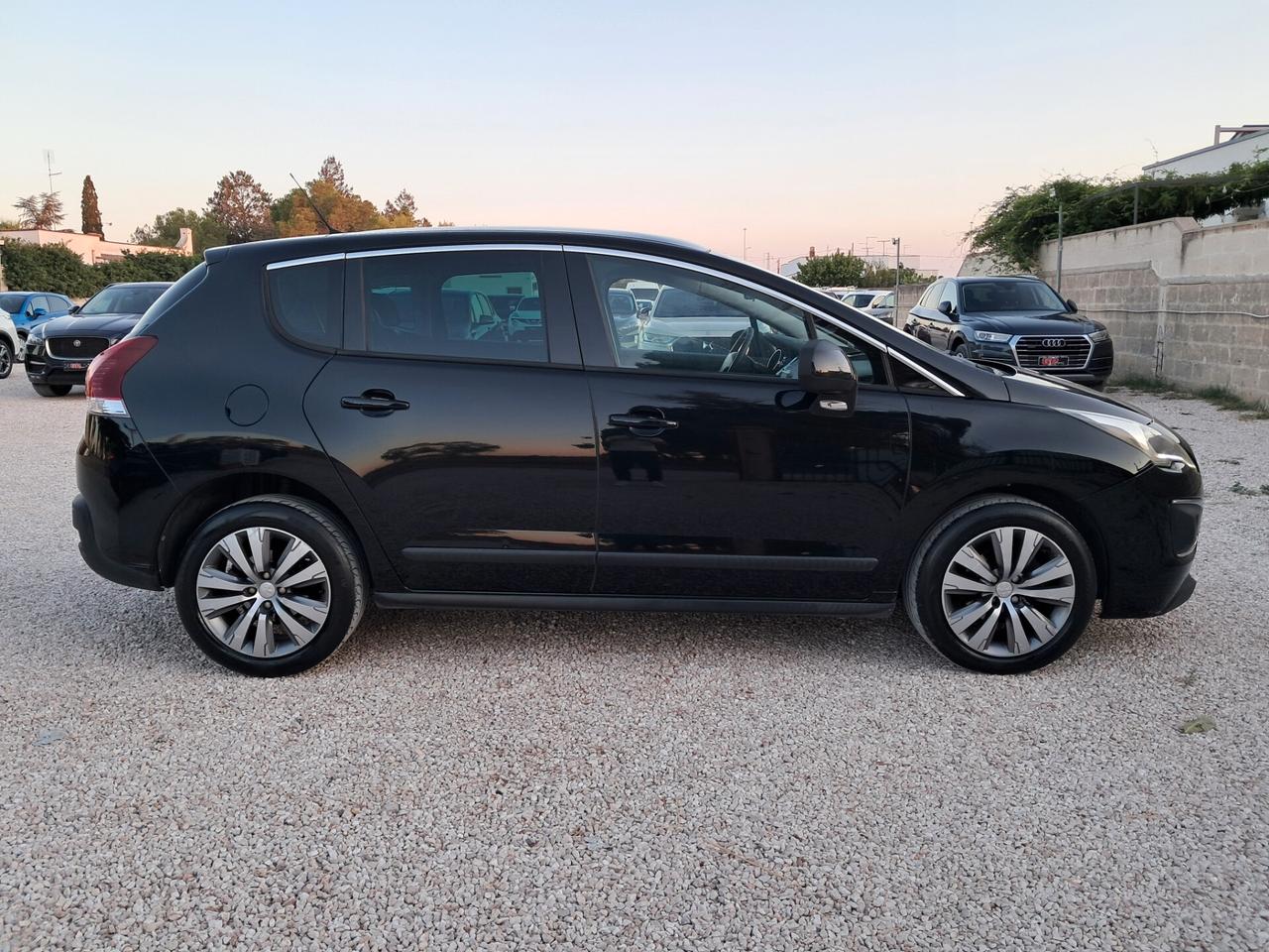Peugeot 3008 1.6 HDi 112CV Allure*CLIMA*TETTO*CERCHI