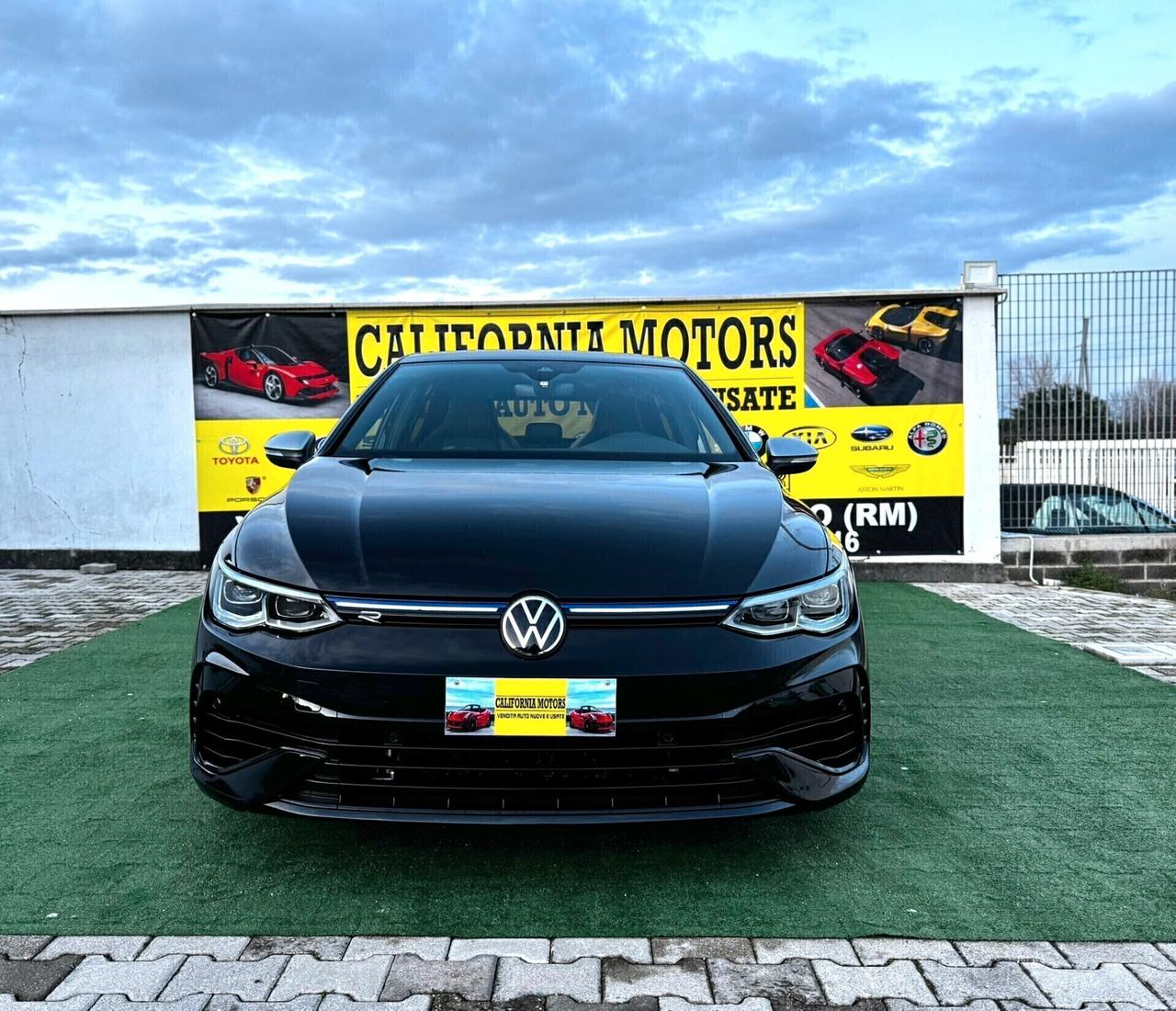 Volkswagen Golf R 2.0 TSI 320cv anno 12/2021 Scarico AKRAPOVIC Permute Finanziamenti Garanzia