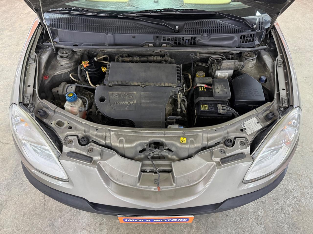 Lancia Ypsilon 1.3 Multijet 16V Argento