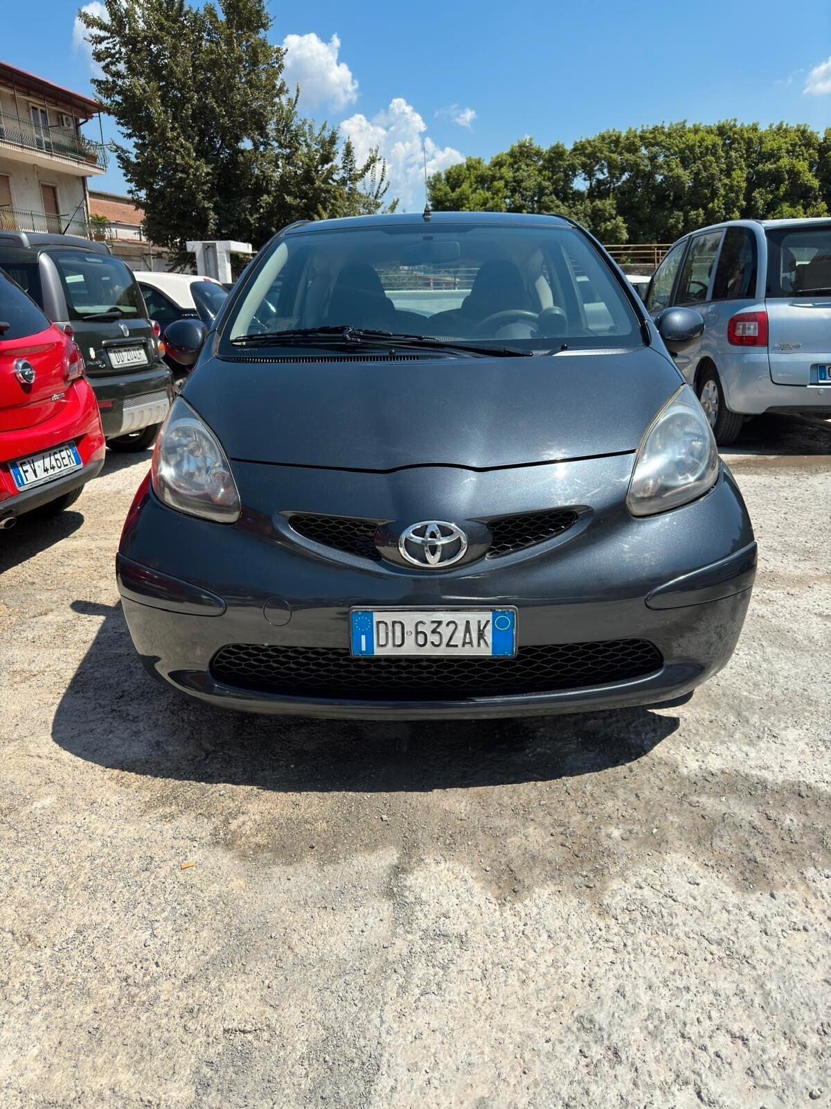 Toyota Aygo 1.0 12V VVT-i 3 porte Sol