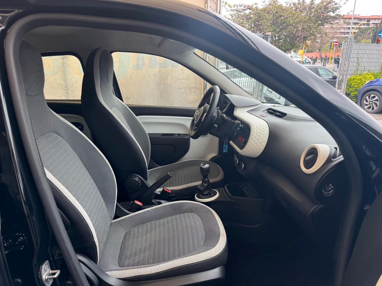 Renault Twingo SCe 65 CV Duel