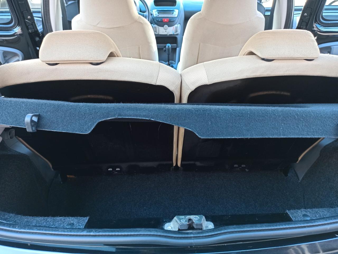 Peugeot 107 1.0 68 CV 5p. Sweet Years