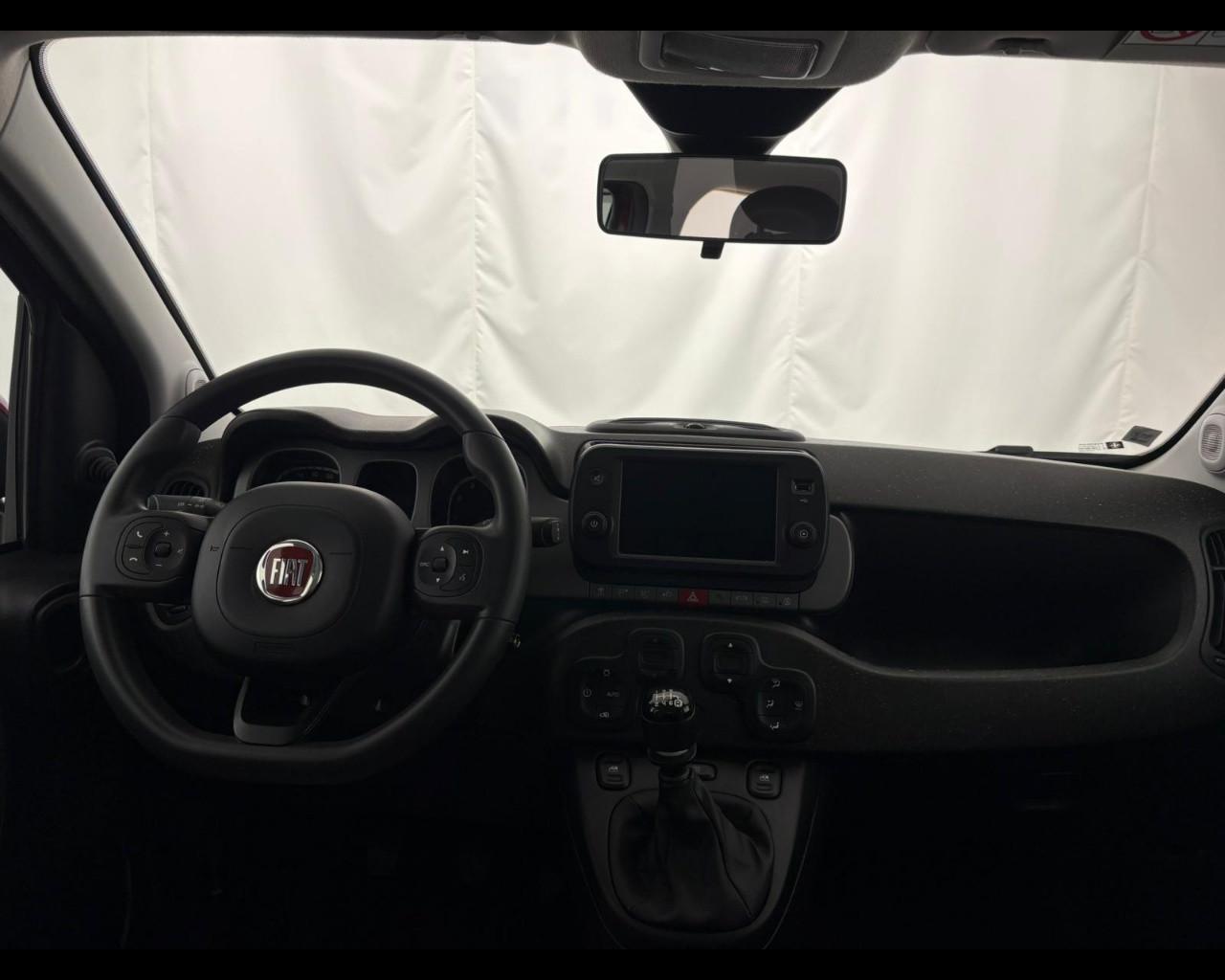 FIAT Panda 1.0 firefly hybrid Cross s&s 70cv