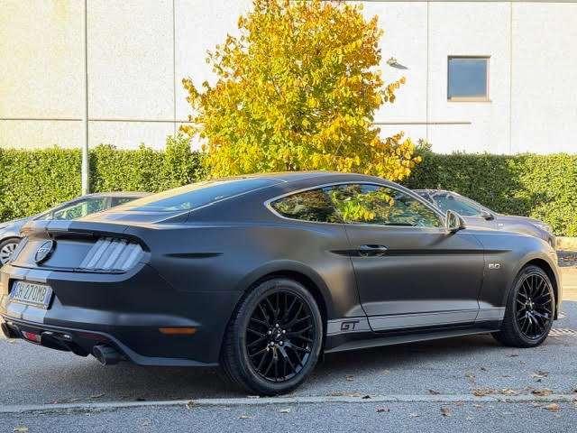 Ford Mustang Fastback 5.0 ti-vct V8 GT 421cv auto **KM 35.000!