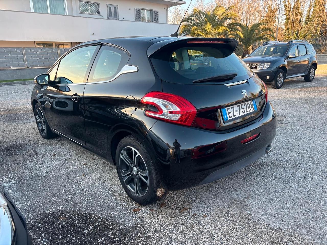 Peugeot 208 ALLURE 1.2 3 porte - 2015