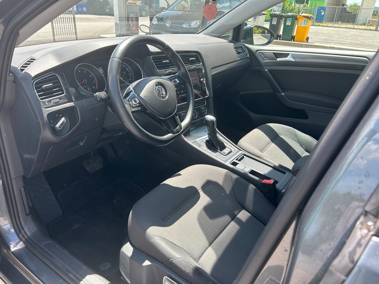 Volkswagen Golf 7.5 1.5 TGI DSG 5p. Business BlueMotion Technology