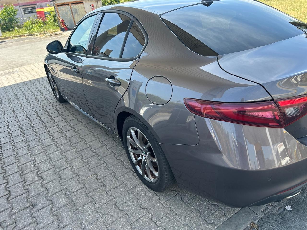 Alfa Romeo Giulia 2.2 Turbodiesel 150 CV AT8 Business